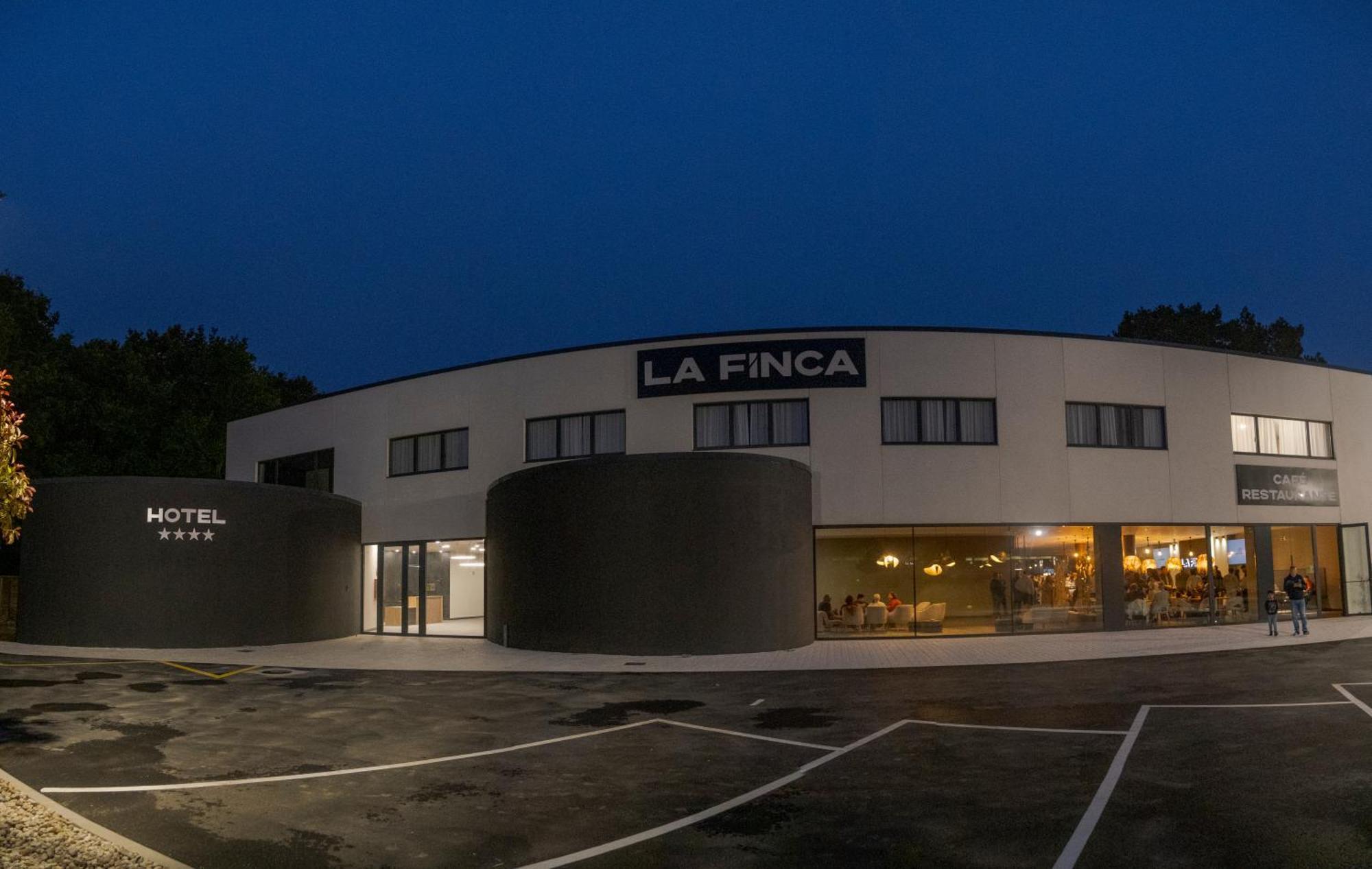 לוגו La Finca מראה חיצוני תמונה