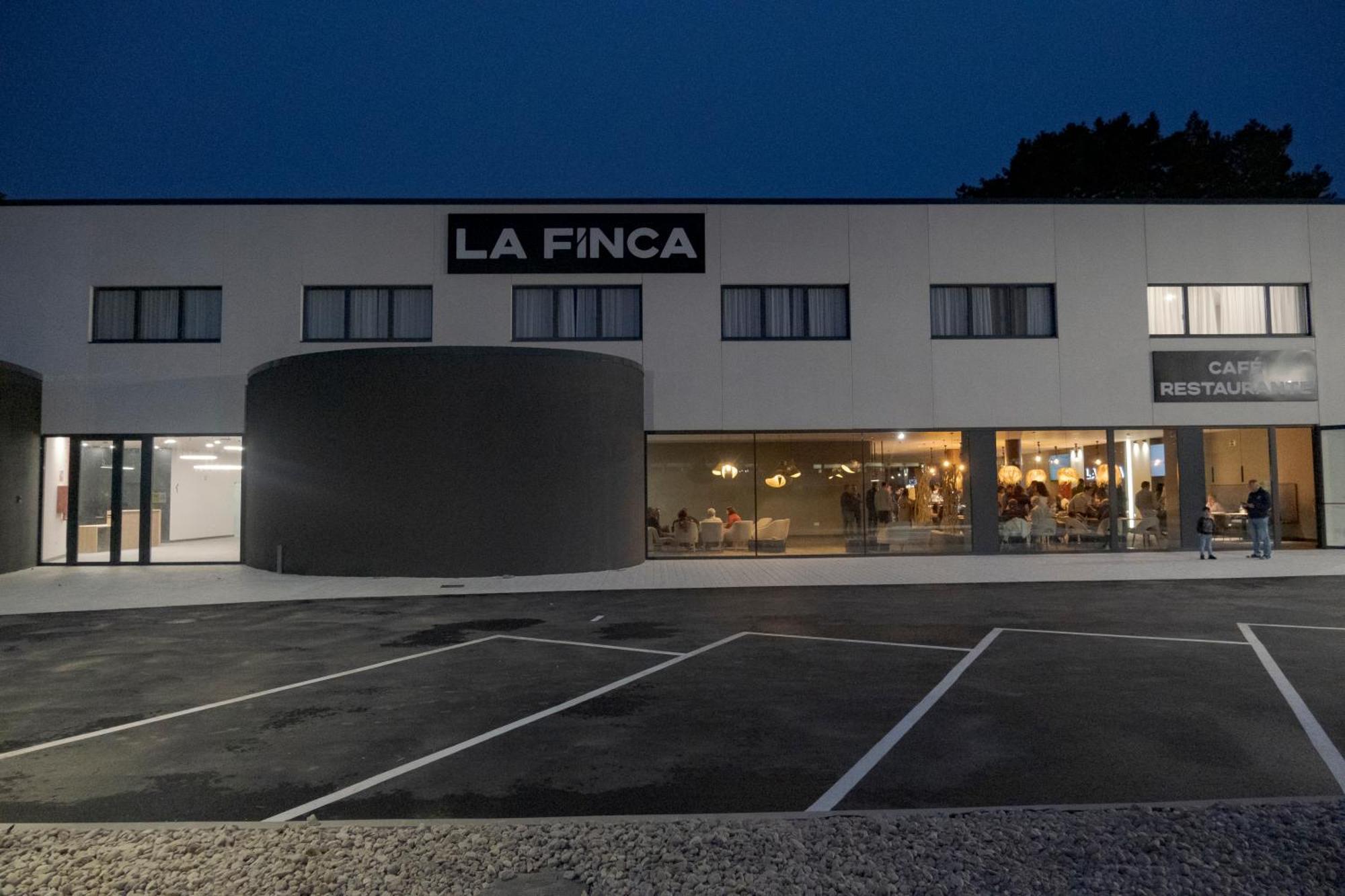 לוגו La Finca מראה חיצוני תמונה