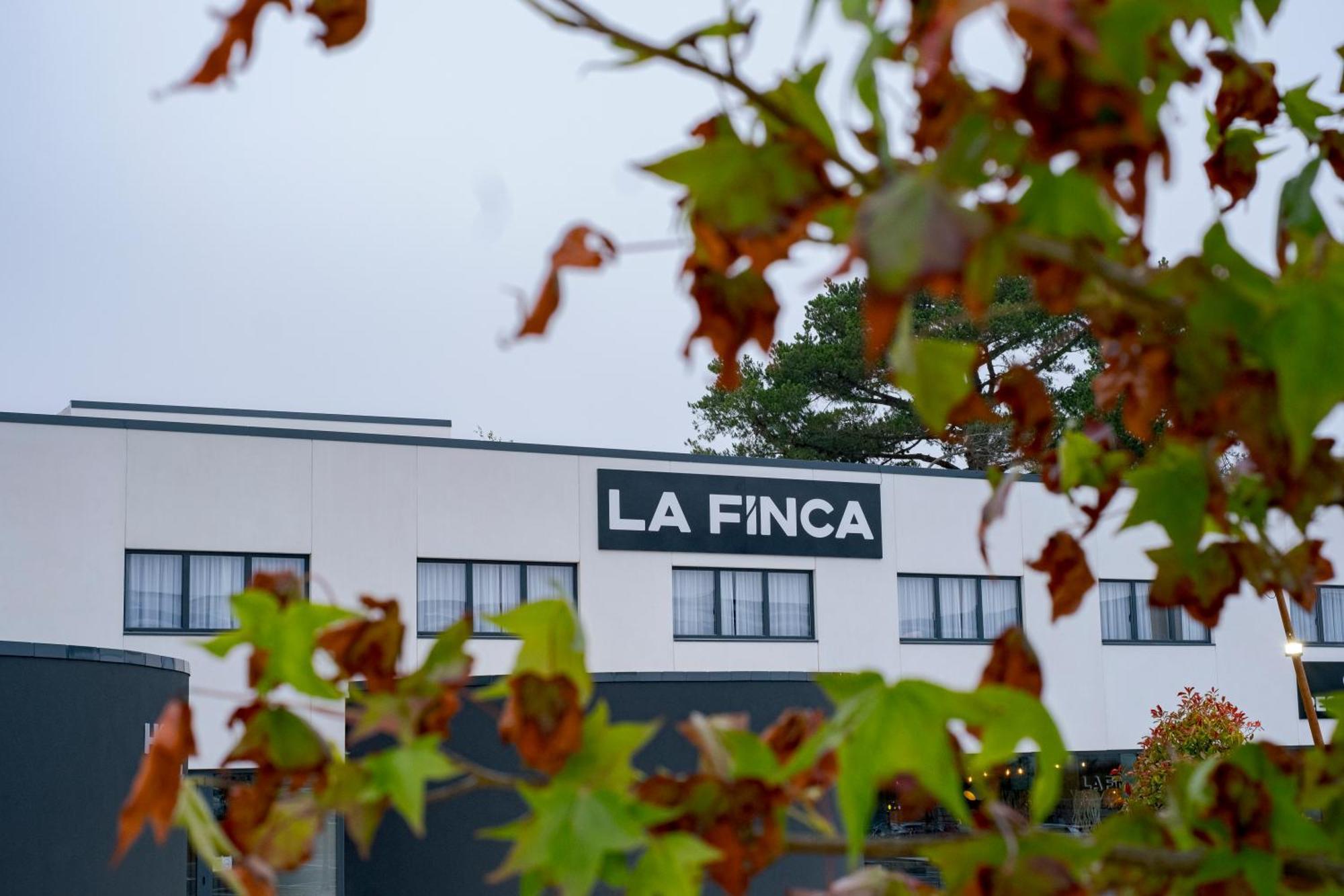 לוגו La Finca מראה חיצוני תמונה